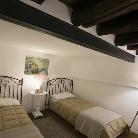Apartment Casa Degli Allori